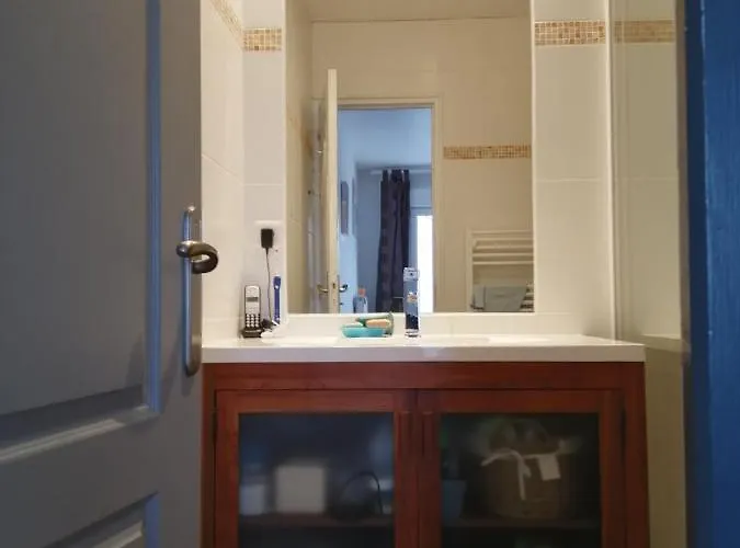 Des Perdrix Alloggio in famiglia *